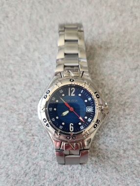 Stainless Steel Blue Dial Wristwatch